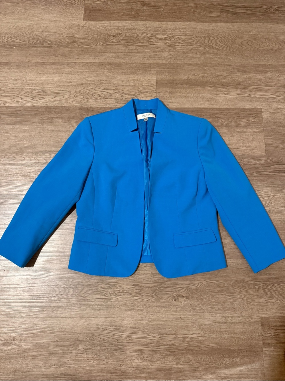 Jones Studio Vibrant Blue Collarless Tailored Blazer